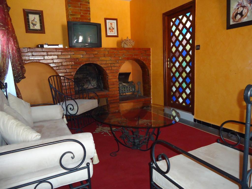 Hotel Riad L' Arganier D' Or Aït el Rhazi Dış mekan fotoğraf