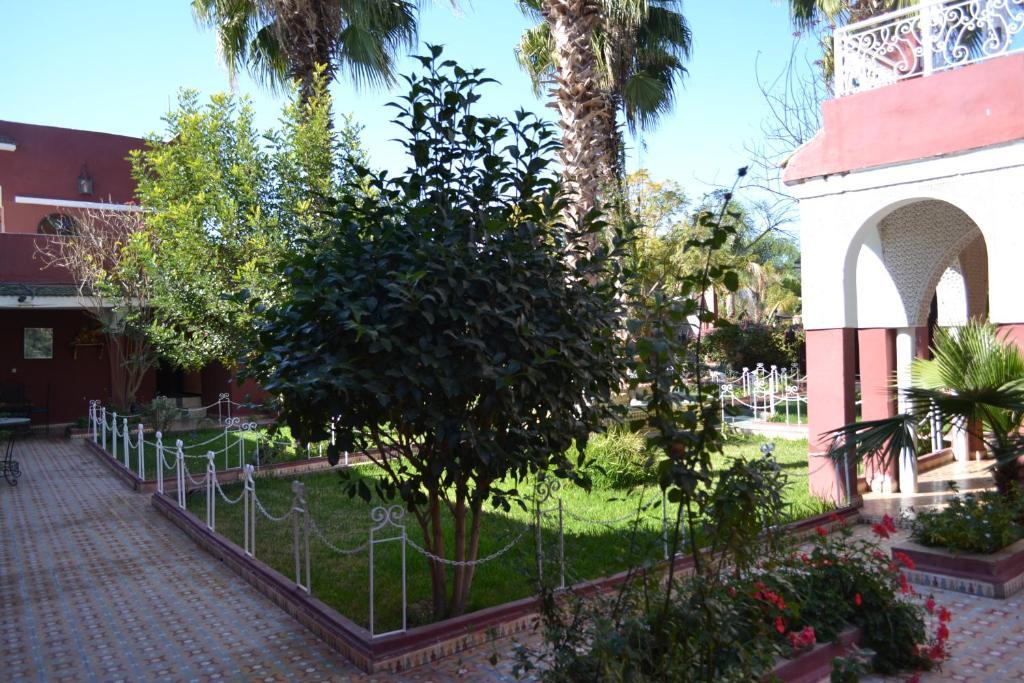 Hotel Riad L' Arganier D' Or Aït el Rhazi Dış mekan fotoğraf